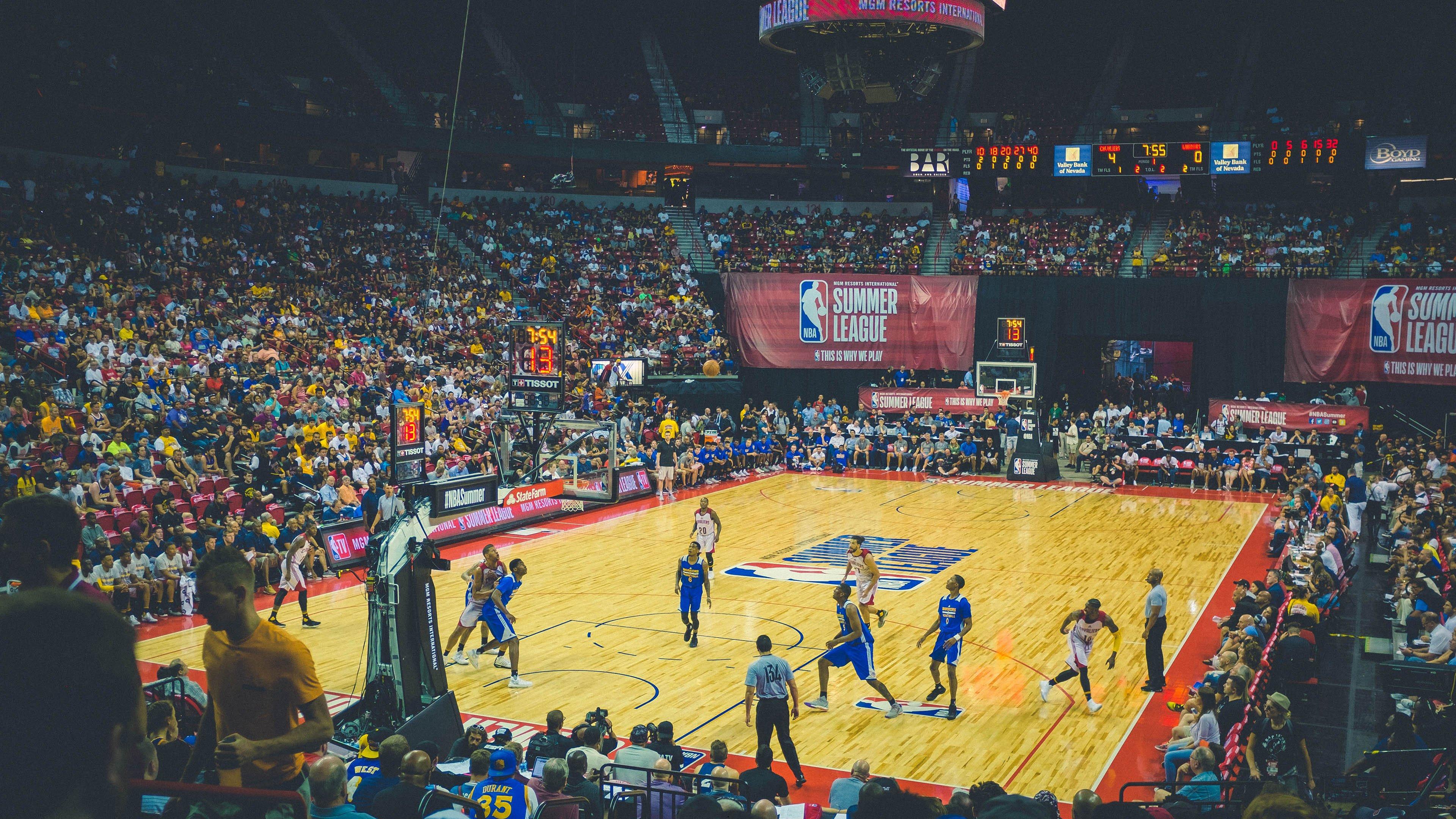 终于离队！步行者交易特纳引爆联盟，布伦森坦言，每年都在等他走人